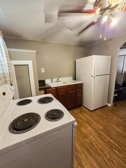 Kitchen - 1764 Dice Rd, Perry, FL 32348 photo 2 of 4