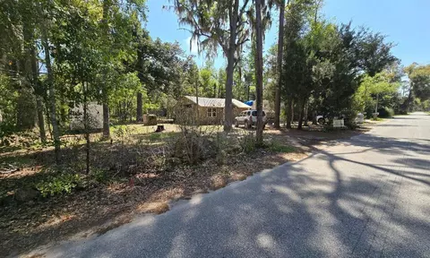 Exterior - 1764 Dice Rd, Perry, FL 32348 photo 7 of 15
