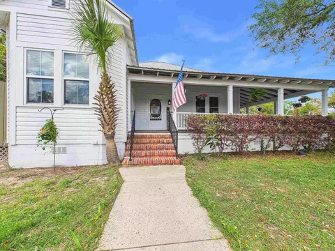 602 W Bay St, Perry, FL 32347 photo 1