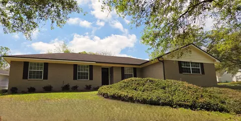 3747 Longchamp Cir, Tallahassee, FL 32309