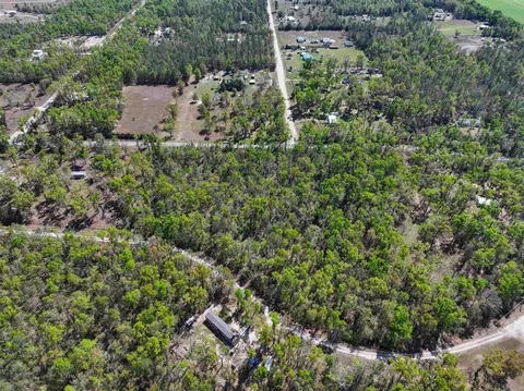 Nnn NE Champion Loop, Lee, FL 32059 photo 12