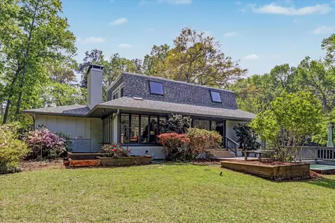 209 Ridgeland Rd, Tallahassee, FL 32312
