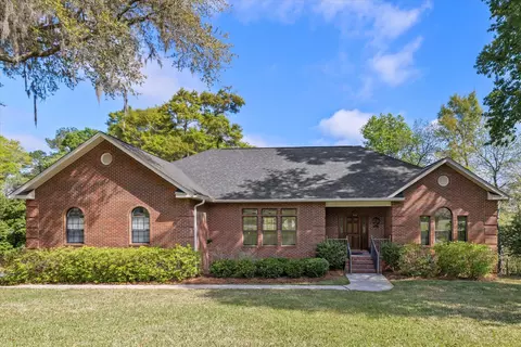 2883 N Hannon Hill Dr, Tallahassee, FL 32309