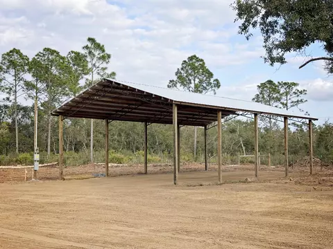 18960 Beach Rd, Perry, FL 32348