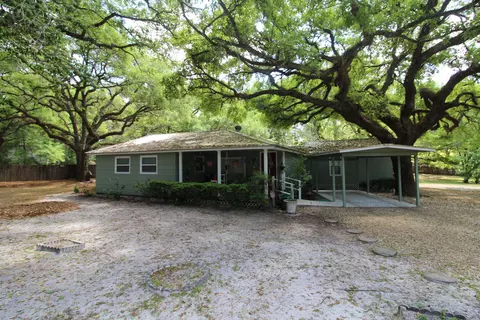 613 Whittaker Rd, Tallahassee, FL 32305