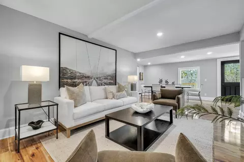 132 Oak St, Tallahassee, FL 32301