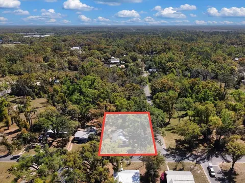 View/Area - 210 S Center St, Perry, FL 32347 photo 2 of 9
