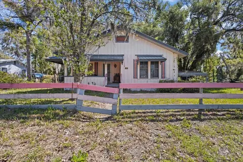 210 S Center St, Perry, FL 32347