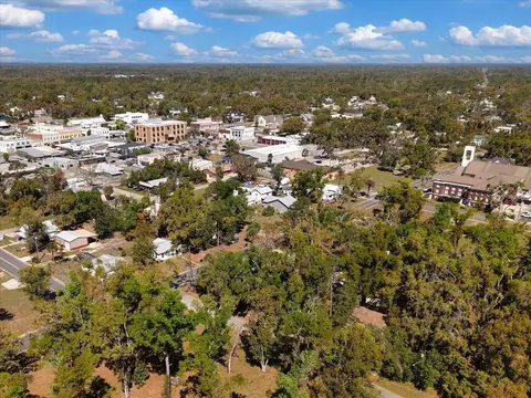 View/Area - 210 S Center St, Perry, FL 32347 photo 4 of 9
