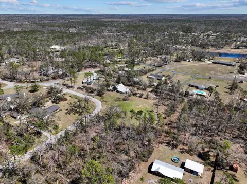 View/Area - 201 State St, Perry, FL 32348 photo 7 of 12