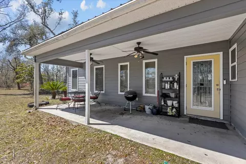 Exterior - 201 State St, Perry, FL 32348 photo 7 of 9