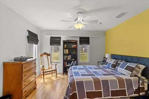 Bedroom - 201 State St, Perry, FL 32348 photo 4 of 4