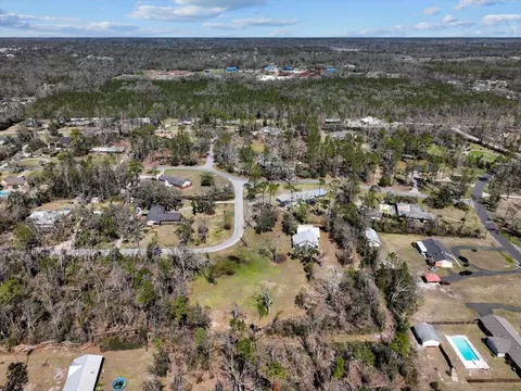View/Area - 201 State St, Perry, FL 32348 photo 2 of 12