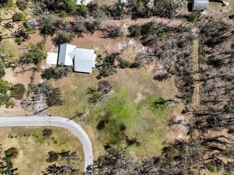 View/Area - 201 State St, Perry, FL 32348 photo 1 of 12