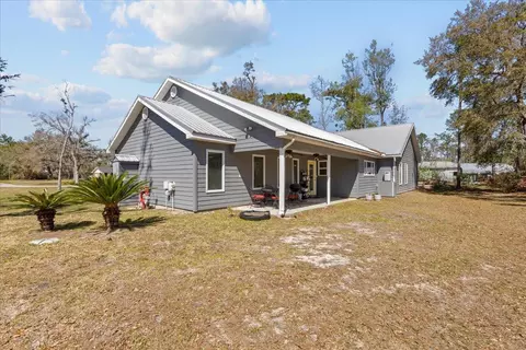 Exterior - 201 State St, Perry, FL 32348 photo 5 of 9