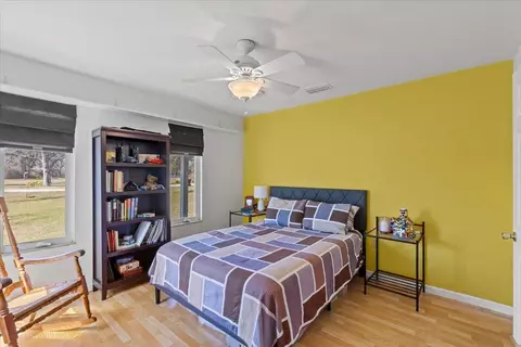 Bedroom - 201 State St, Perry, FL 32348 photo 3 of 4