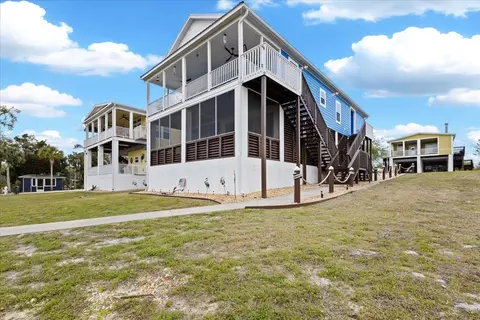 Exterior - 1226 NE Rivers Bend Way, Steinhatchee, FL 32359 photo 19 of 21