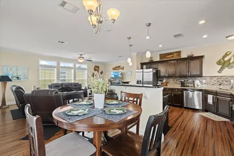 Dining - 1226 NE Rivers Bend Way, Steinhatchee, FL 32359 photo 1 of 2