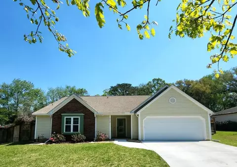 6730 Walden Cir, Tallahassee, FL 32317