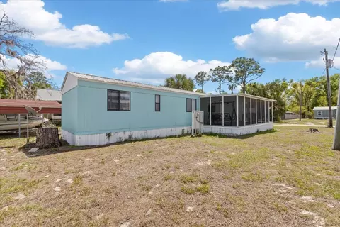 1707 NE Cypress St, Steinhatchee, FL 32359 photo 4