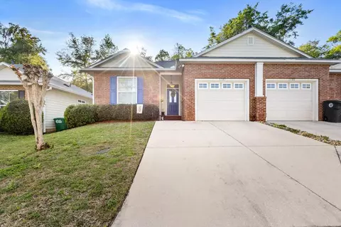 2892 Hampton Meadow Dr, Tallahassee, FL 32311