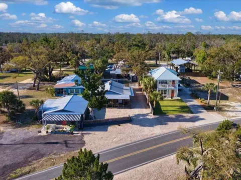 View/Area - 603 SE Riverside Dr, Steinhatchee, FL 32359 photo 2 of 7