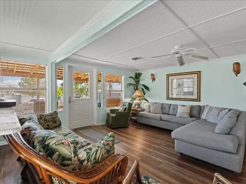 Living - 603 SE Riverside Dr, Steinhatchee, FL 32359 photo 3 of 3