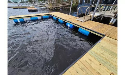 603 SE Riverside Dr, Steinhatchee, FL 32359