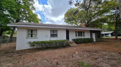 4611 Granada Blvd, Tallahassee, FL 32305