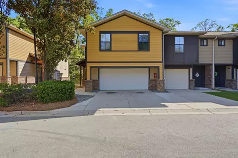 2316 Timber Oaks Ln, Tallahassee, FL 32304