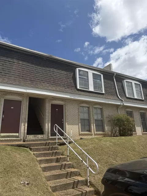2020 Continental Ave #228, Tallahassee, FL 32304