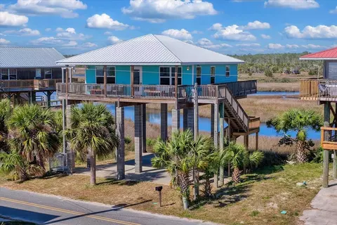 19018 Good Times Dr, Perry, FL 32348