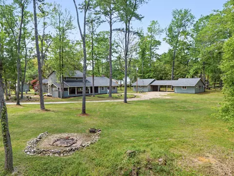 3306 Gallant Fox Trl, Tallahassee, FL 32309