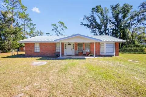 Exterior - 106 Stephens St, Perry, FL 32347 photo 1 of 4