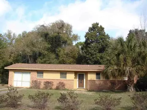 3640 Wellington Rd, Pensacola, FL 32504