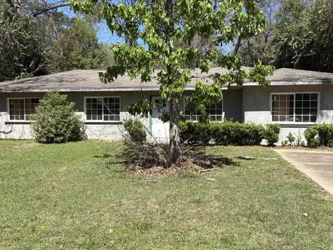 702 Apache St, Tallahassee, FL 32301
