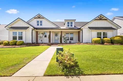 3038 Four Oaks Blvd, Tallahassee, FL 32311