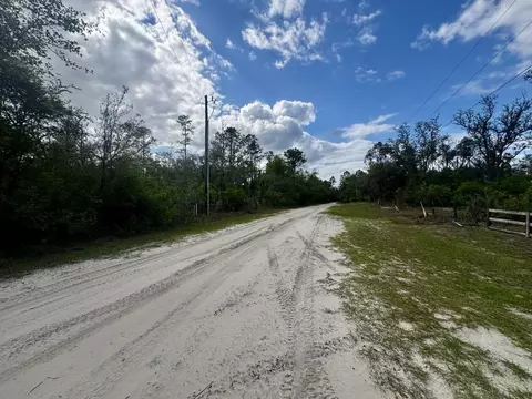3084 NE Chervil Dr, Lee, FL 32059 photo 7