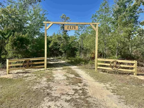 2075 Pine Grove Church Rd, Quincy, FL 32351
