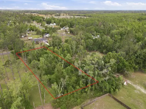 805 Judson Dr, Perry, FL 32348 photo 4