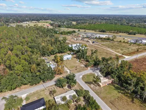 View/Area - 1100 W Ash St, Perry, FL 32347 photo 6 of 9