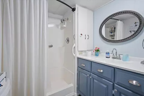 Bath - 1100 W Ash St, Perry, FL 32347 photo 1 of 1