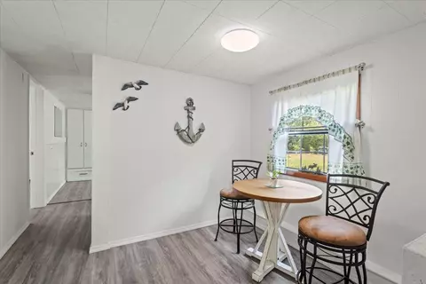 Dining - 1100 W Ash St, Perry, FL 32347 photo 2 of 3