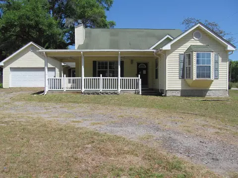 20 Perry Ln, Havana, FL 32333