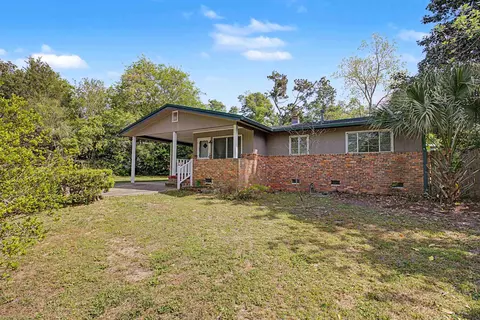 1553 Chowkeebin Nene, Tallahassee, FL 32301