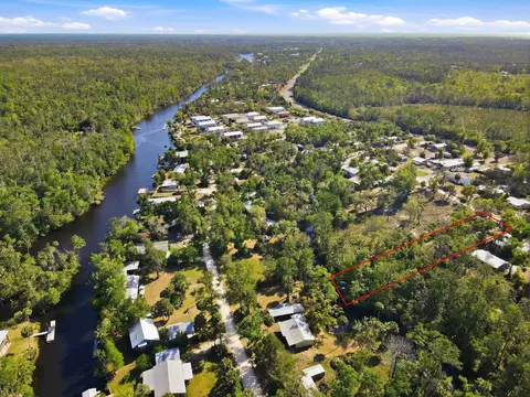 1320 NE Cedar St, Steinhatchee, FL 32359 photo 10
