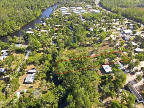 1320 NE Cedar St, Steinhatchee, FL 32359 photo 6