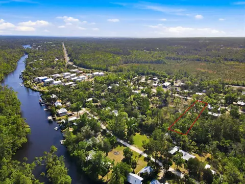 1320 NE Cedar St, Steinhatchee, FL 32359 photo 7