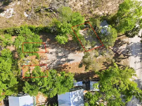 1320 NE Cedar St, Steinhatchee, FL 32359 photo 2