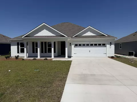 17 Springdale Dr, Crawfordville, FL 32327